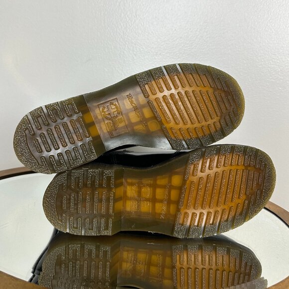 Dr. Martens Shiny Black Chelsea Boots - Picture 7 of 7